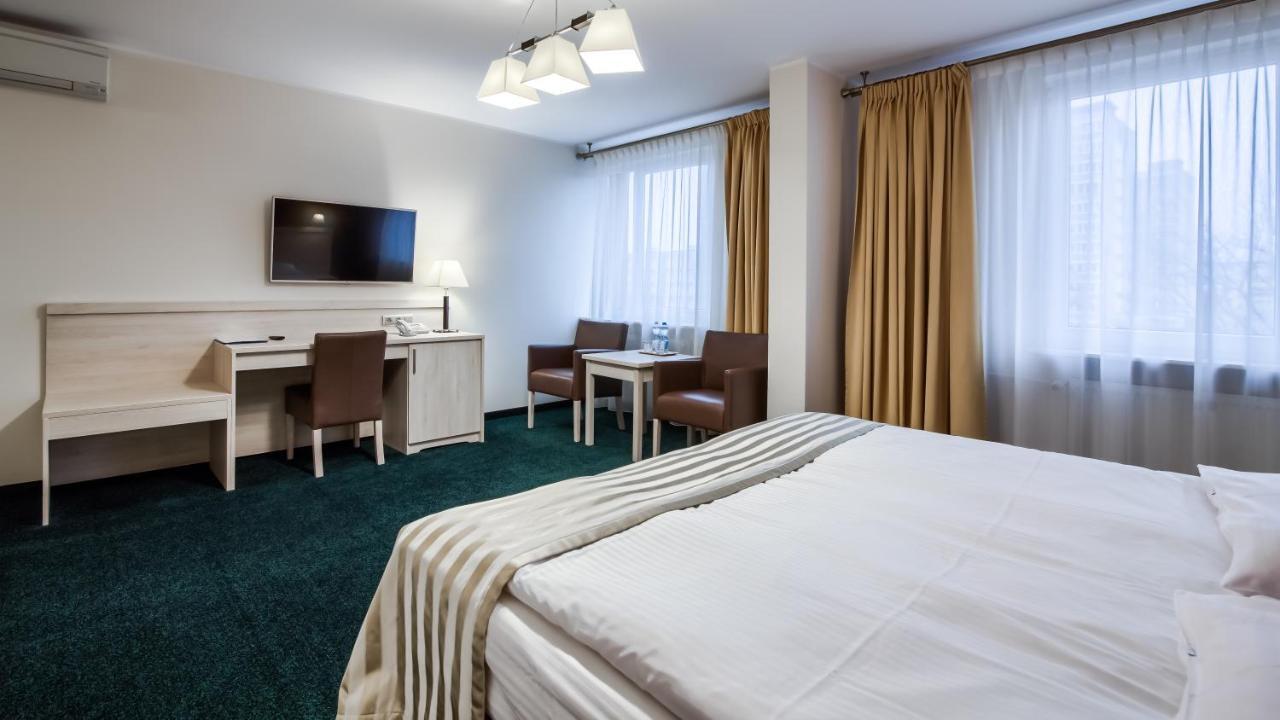 Hotel Konin 科宁 外观 照片