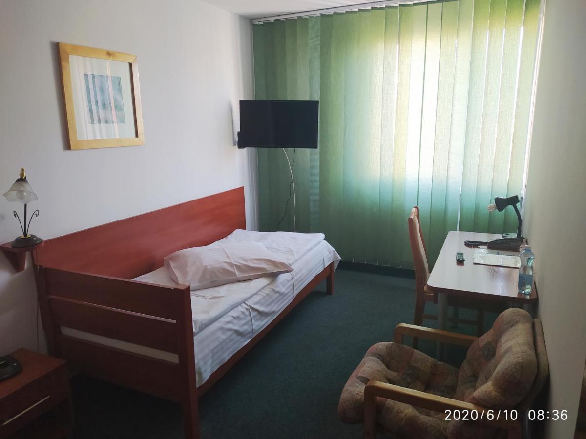Hotel Konin 科宁 外观 照片